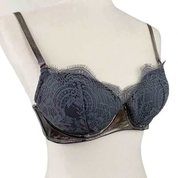 VICTORIA’S SECRET Dream Angels Metallic Lace Bra - Picture 2 of 5